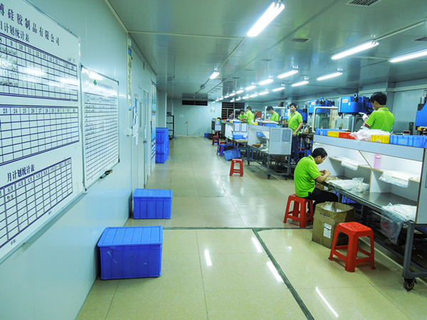 硅膠娃娃廠家直銷批發